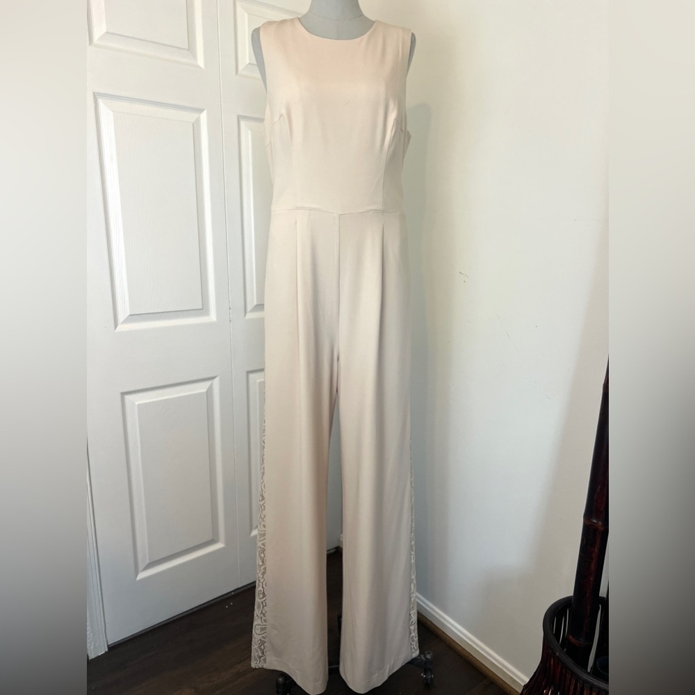 Bebe Women's Pant Jumpsuit w/ Floral Lace Back Down the Sides Size 12 - Picture 2 of 6